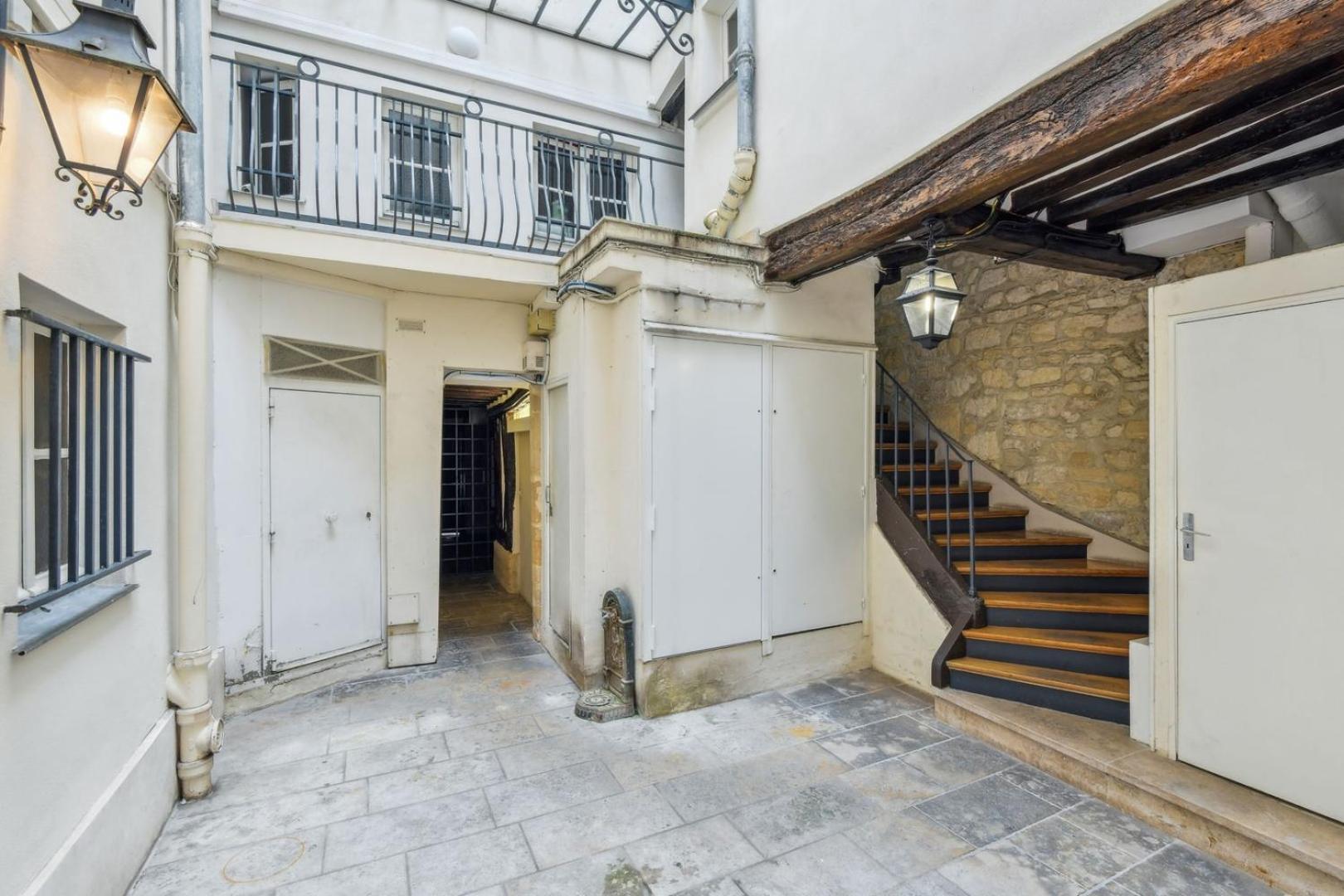 Bnbnook - Cozy - Walk To Notre-dame & Seine