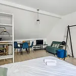 Bnbnook - Cozy Studio - Walk To Notre-Dame & Seine