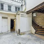 Bnbnook - Cozy Studio - Walk To Notre-Dame & Seine